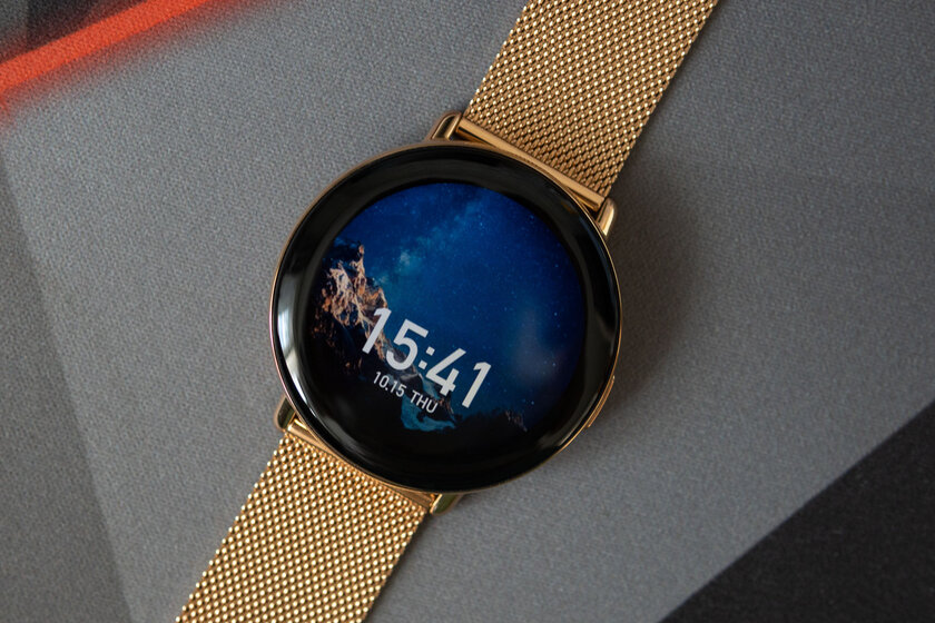 Опыт использования Zepp E Circle: качественный экран, водозащита и слабый функционал — Дисплей и управление. 1