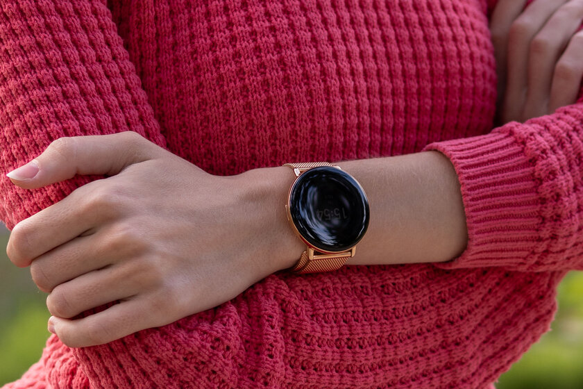 Опыт использования Zepp E Circle: качественный экран, водозащита и слабый функционал — Особенности внешнего вида. 1
