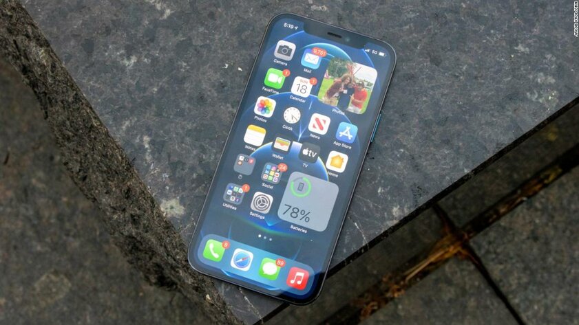 Первые обзоры iPhone 12 Pro: как горячую новинку оценили западные журналисты