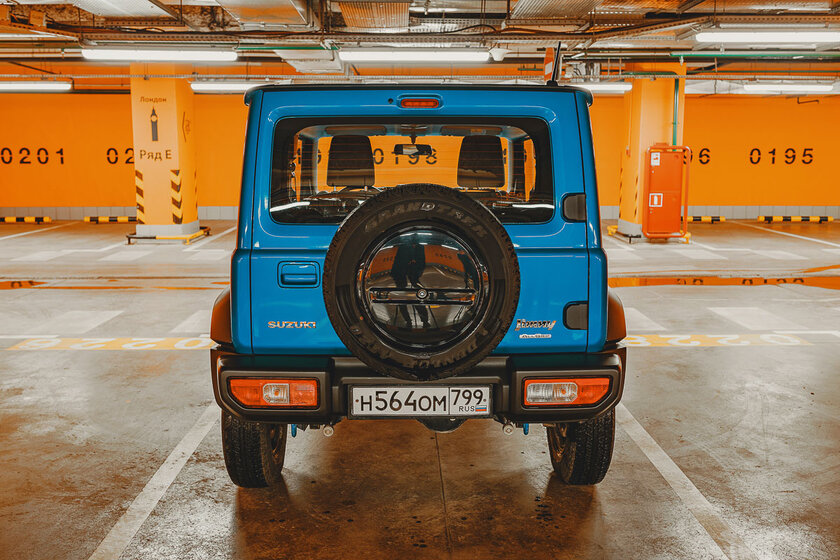 Тест-драйв Suzuki Jimny: компактный, красивый, но с небольшим запасом хода