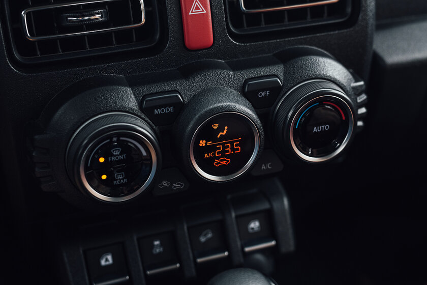 Тест-драйв Suzuki Jimny: компактный, красивый, но с небольшим запасом хода