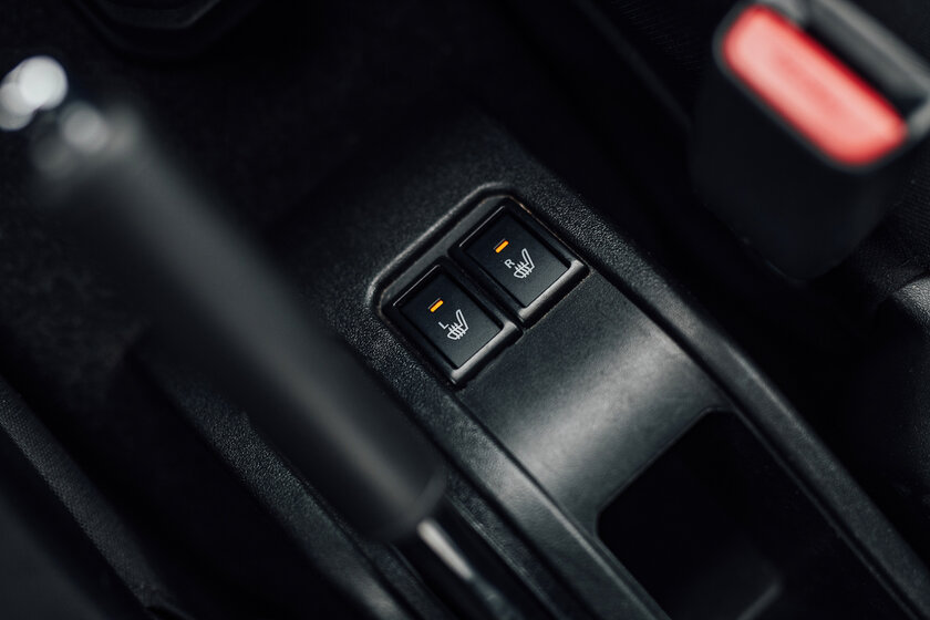 Тест-драйв Suzuki Jimny: компактный, красивый, но с небольшим запасом хода
