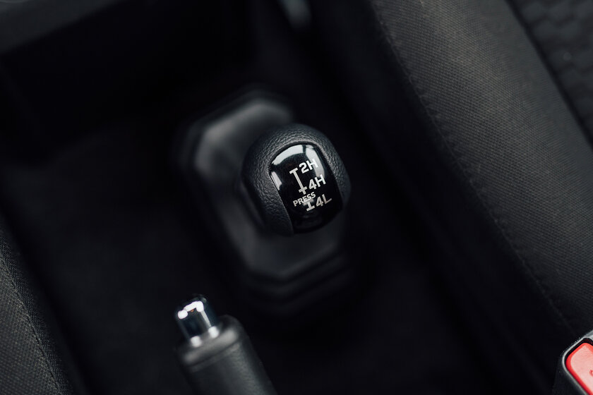 Тест-драйв Suzuki Jimny: компактный, красивый, но с небольшим запасом хода