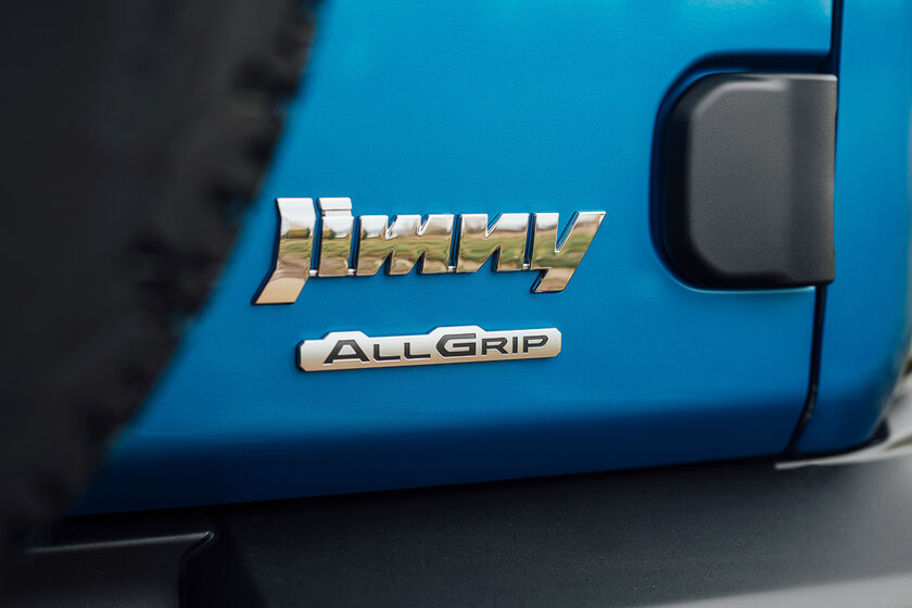 Тест-драйв Suzuki Jimny: компактный, красивый, но с небольшим запасом хода