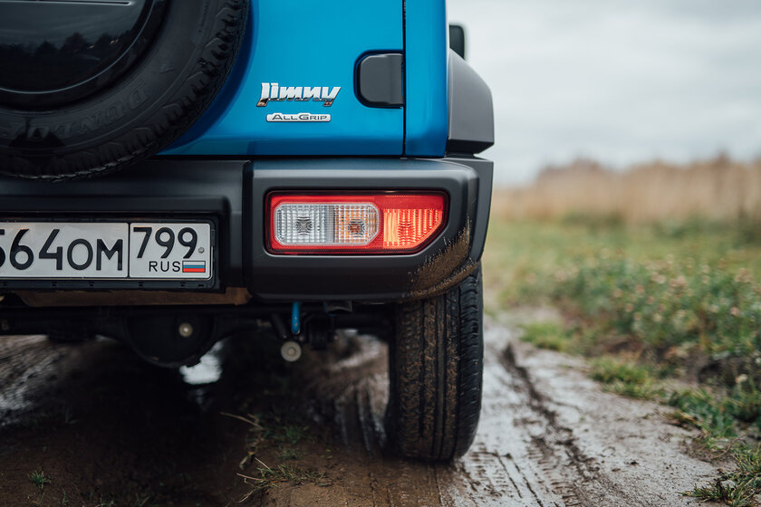 Тест-драйв Suzuki Jimny: компактный, красивый, но с небольшим запасом хода