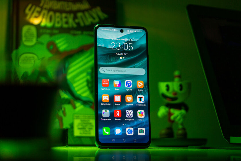 Обзор HONOR 10X Lite: 5000 мАч и 22,5-ваттная зарядка в комплекте