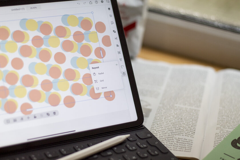 Illustrator на iPad: пора отказываться от ПК с мышкой? Разбор от дизайнера