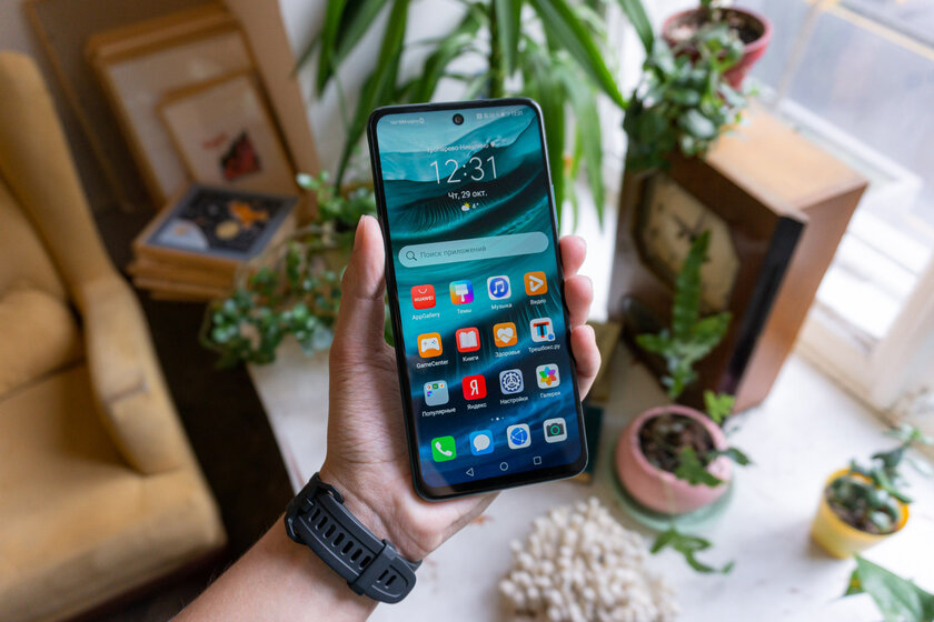 Обзор HONOR 10X Lite: 5000 мАч и 22,5-ваттная зарядка в комплекте