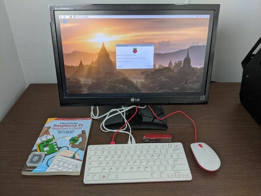 Полноценный ПК внутри клавиатуры, и это дёшево. Обзор Raspberry Pi 400