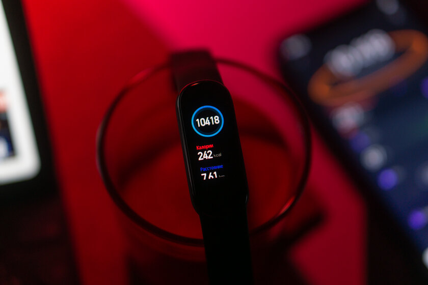 Обзор Amazfit Band 5: улучшенный клон Xiaomi Mi Band 5