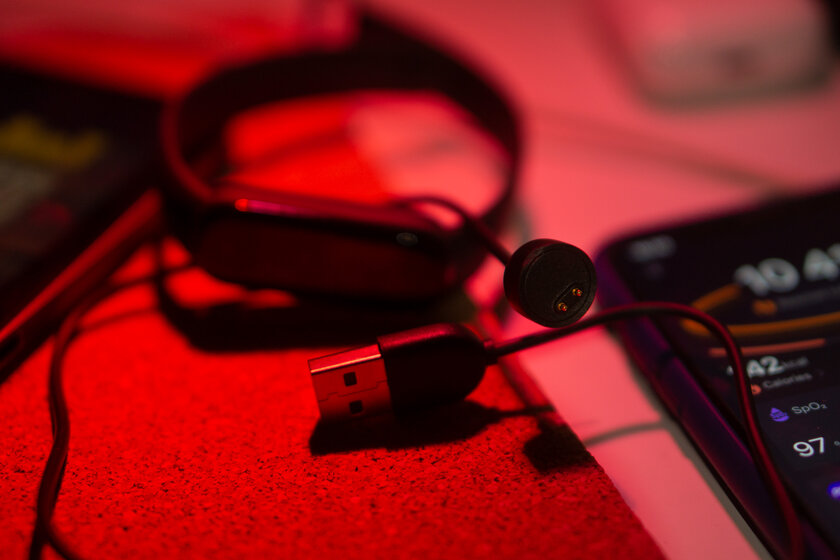 Обзор Amazfit Band 5: улучшенный клон Xiaomi Mi Band 5