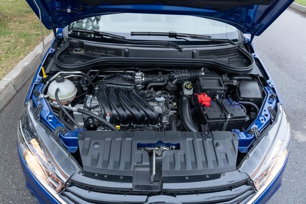 Тест-драйв Lada Vesta SW Cross '20: отечественная платформа, импортные агрегаты
