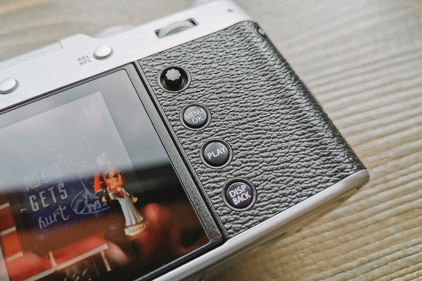 Обзор Fujifilm X100 V: качественное фото и компактность, но низкая автономность