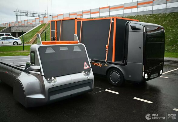 В Подмосковье протестировали российский беспилотный грузовик на водороде