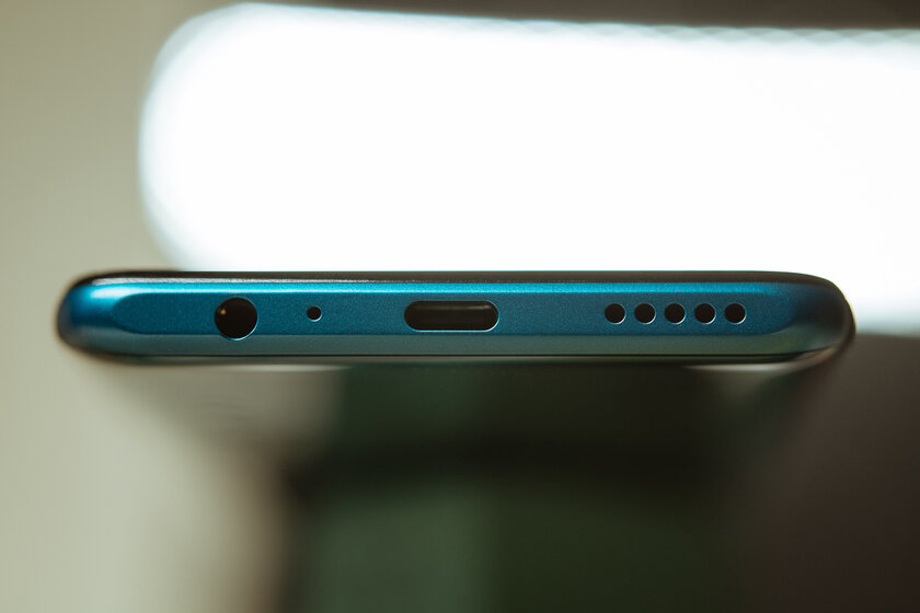 Похоже, новый король бюджетного рынка. Тестируем Huawei P smart 2021 с огромной батареей