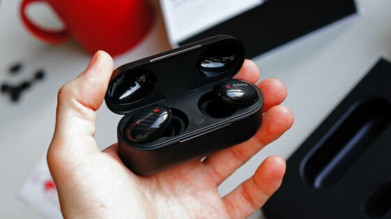 Обзор 1MORE True Wireless ANC: двойное шумоподавление и металлический кейс