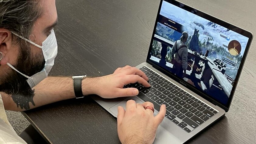 На самом дешёвом MacBook Air с M1 запустили Ведьмака 3