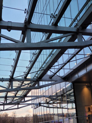 Подводные камни складного смартфона в реальной жизни. Проходил 2 недели с Galaxy Z Fold 2