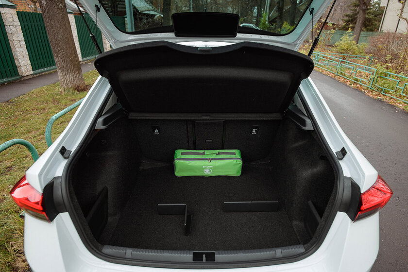 Тест-драйв Skoda Rapid '20. Такси, пенсионерская или первое авто?