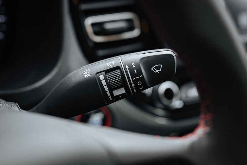 Не такси и не каршеринг. Каково это, когда Hyundai Solaris — личный автомобиль