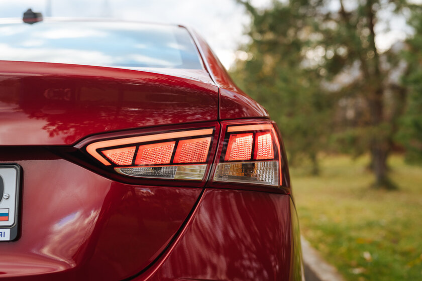 Не такси и не каршеринг. Каково это, когда Hyundai Solaris — личный автомобиль