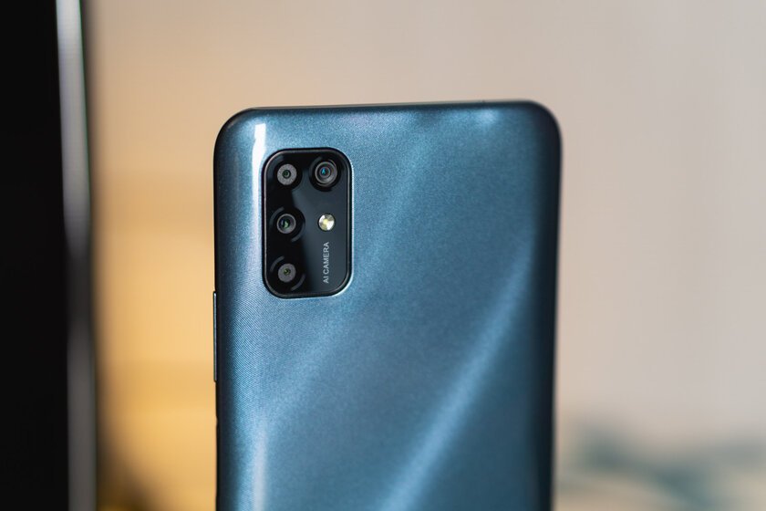 Обзор ZTE Blade V2020 Smart: недорогой смартфон на странном процессоре — Камеры. 1