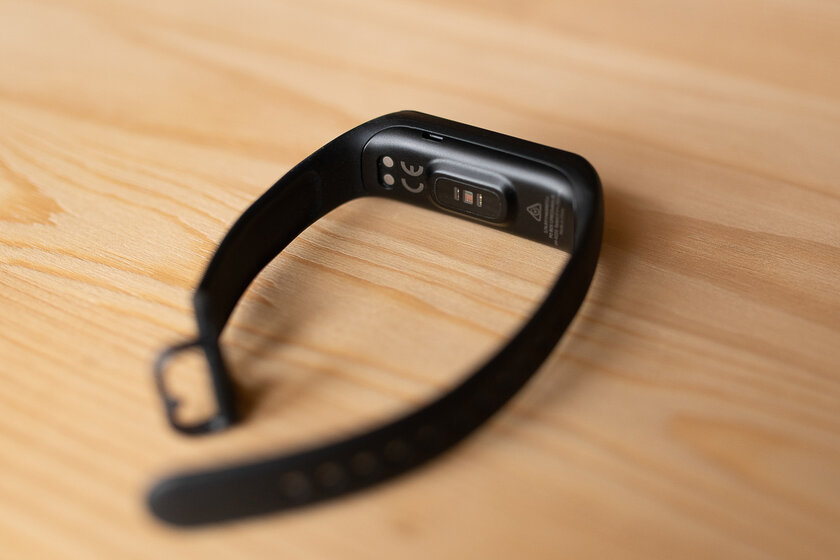 Обзор Galaxy Fit 2, или что Samsung противопоставил Mi Band от Xiaomi