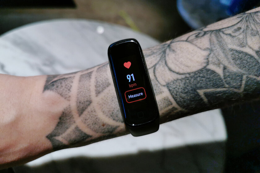 Обзор Galaxy Fit 2, или что Samsung противопоставил Mi Band от Xiaomi