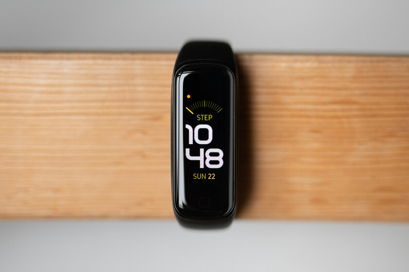 Обзор Galaxy Fit 2, или что Samsung противопоставил Mi Band от Xiaomi