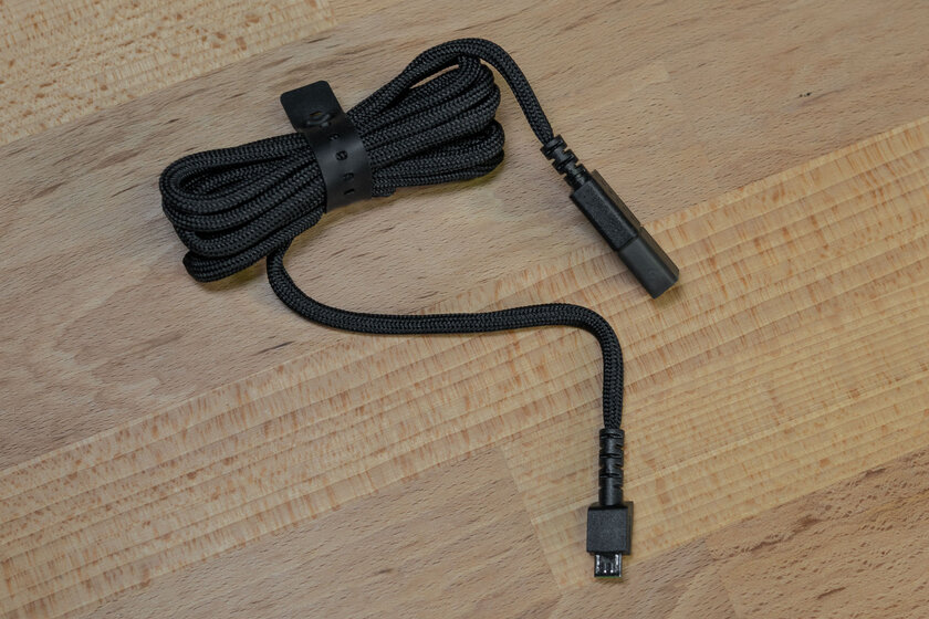 Обзор Razer DeathAdder V2 Pro: беспроводное подключение и знакомая асимметричная форма — Подключение. 4
