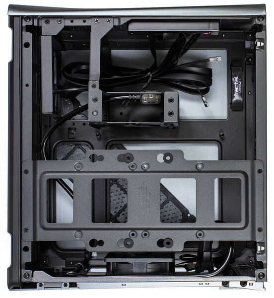 Обзор корпуса Fractal Design Era ITX и советы по использованию