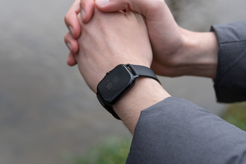 Тестируем миниатюрные умные часы Amazfit GTS 2 с пульсоксиметром. Есть спорные моменты