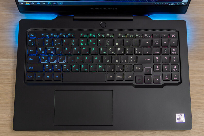 Обзор HONOR Hunter V700: стиль и производительность в одном флаконе