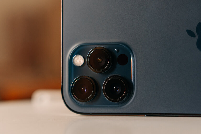 Обзор iPhone 12 Pro Max: просто лучшая камера на рынке