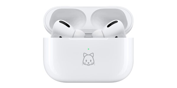 Apple теперь бесплатно гравирует эмодзи на AirPods в России