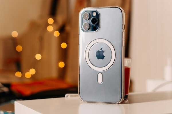 Обзор iPhone 12 Pro Max: просто лучшая камера на рынке