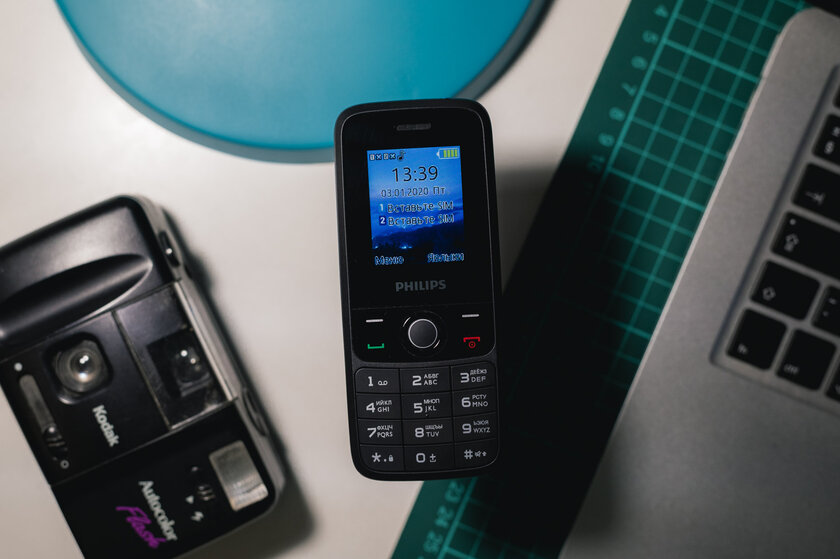 Обзор Philips Xenium E117: компактный, удобный и с «автономным» FM-радио