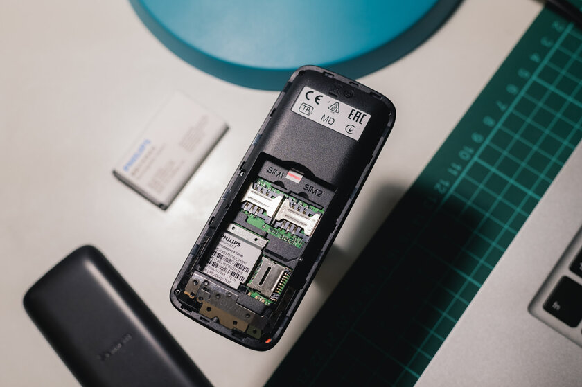 Обзор Philips Xenium E117: компактный, удобный и с «автономным» FM-радио