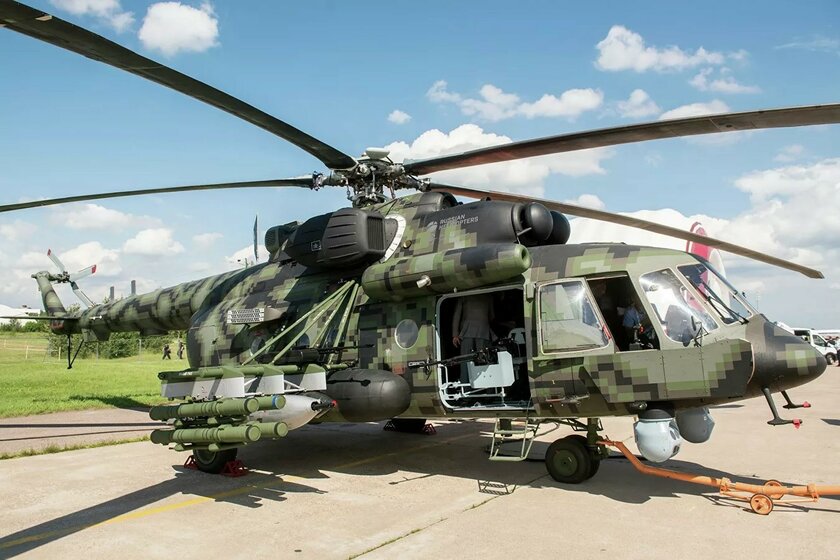 В России испытали «летающий танк» Ми-8 с усовершенствованным управляемым оружием