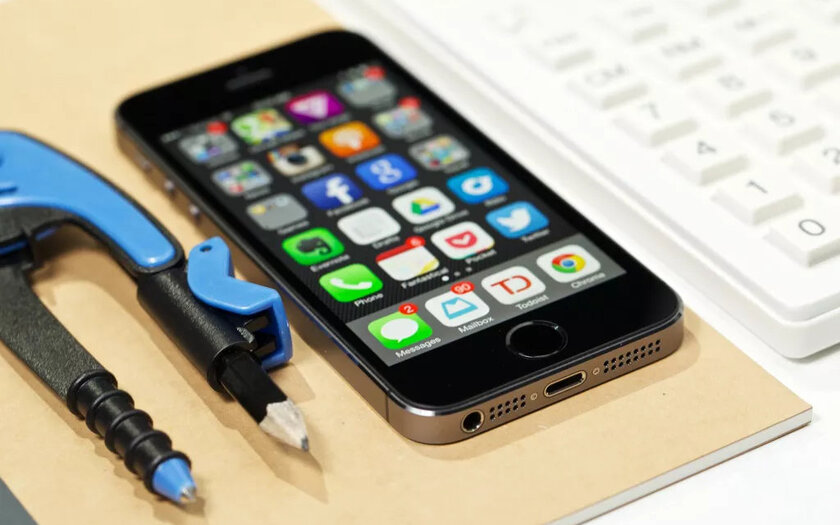 Не iPhone 7s, а iPhone 8: что значила буква «S» и почему Apple отказалась от неё в названиях
