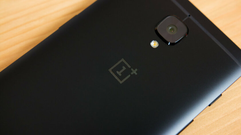 Почему OnePlus добилась успеха и через какие ошибки прошла