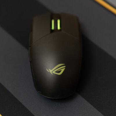Обзор ASUS ROG Strix Impact II Wireless: красивые материалы и съёмные переключатели