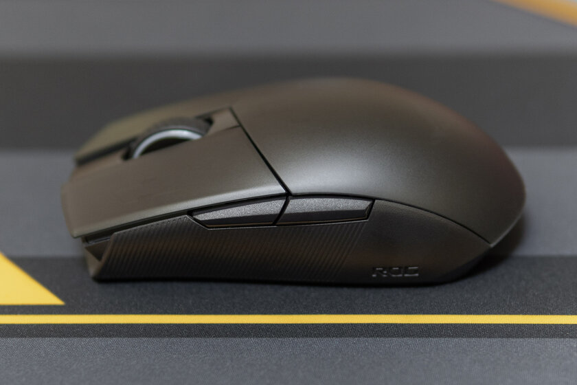 Обзор ASUS ROG Strix Impact II Wireless: красивые материалы и съёмные переключатели