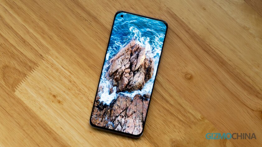 Обзор Xiaomi Mi 11: недорогой смартфон, которому не нужна Pro-версия