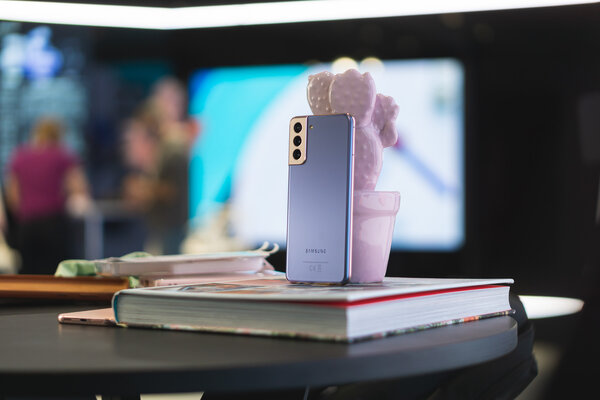 Пощупал флагманы Galaxy S21 и выделил 4 особенности, которыми будут хвастаться их владельцы