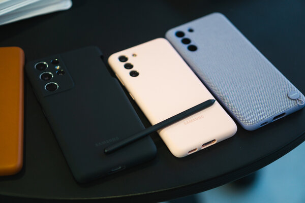 Пощупал флагманы Galaxy S21 и выделил 4 особенности, которыми будут хвастаться их владельцы