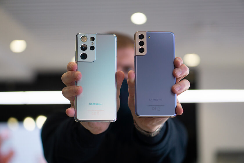 Новые Galaxy S21 или подешевевшие Galaxy S20: чем отличаются эти смартфоны