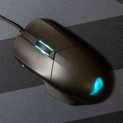 Обзор ASUS ROG Chakram Core: аналоговый стик и выверенная эргономика
