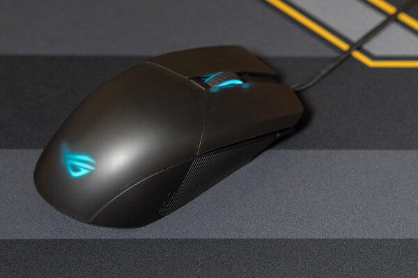 Обзор ASUS ROG Chakram Core: аналоговый стик и выверенная эргономика