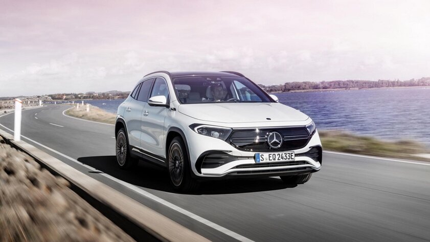 Mercedes-Benz представила электрический кроссовер с запасом хода почти 500 км Mercedes-Benz представила электрический кроссовер с запасом хода почти 500 км